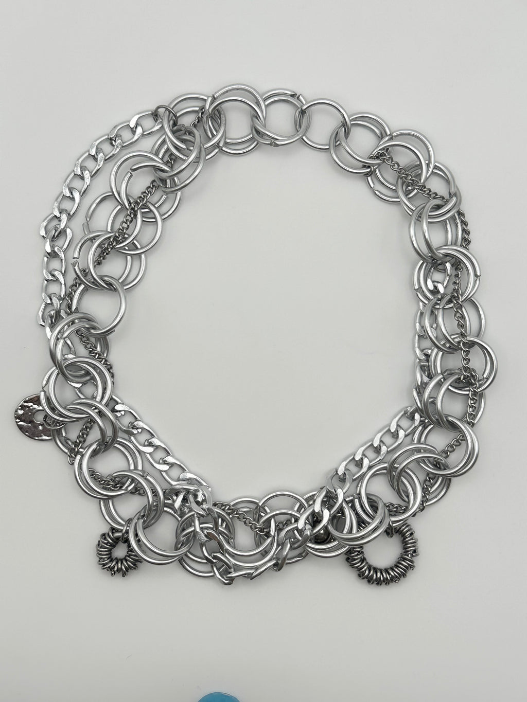 Collier anora