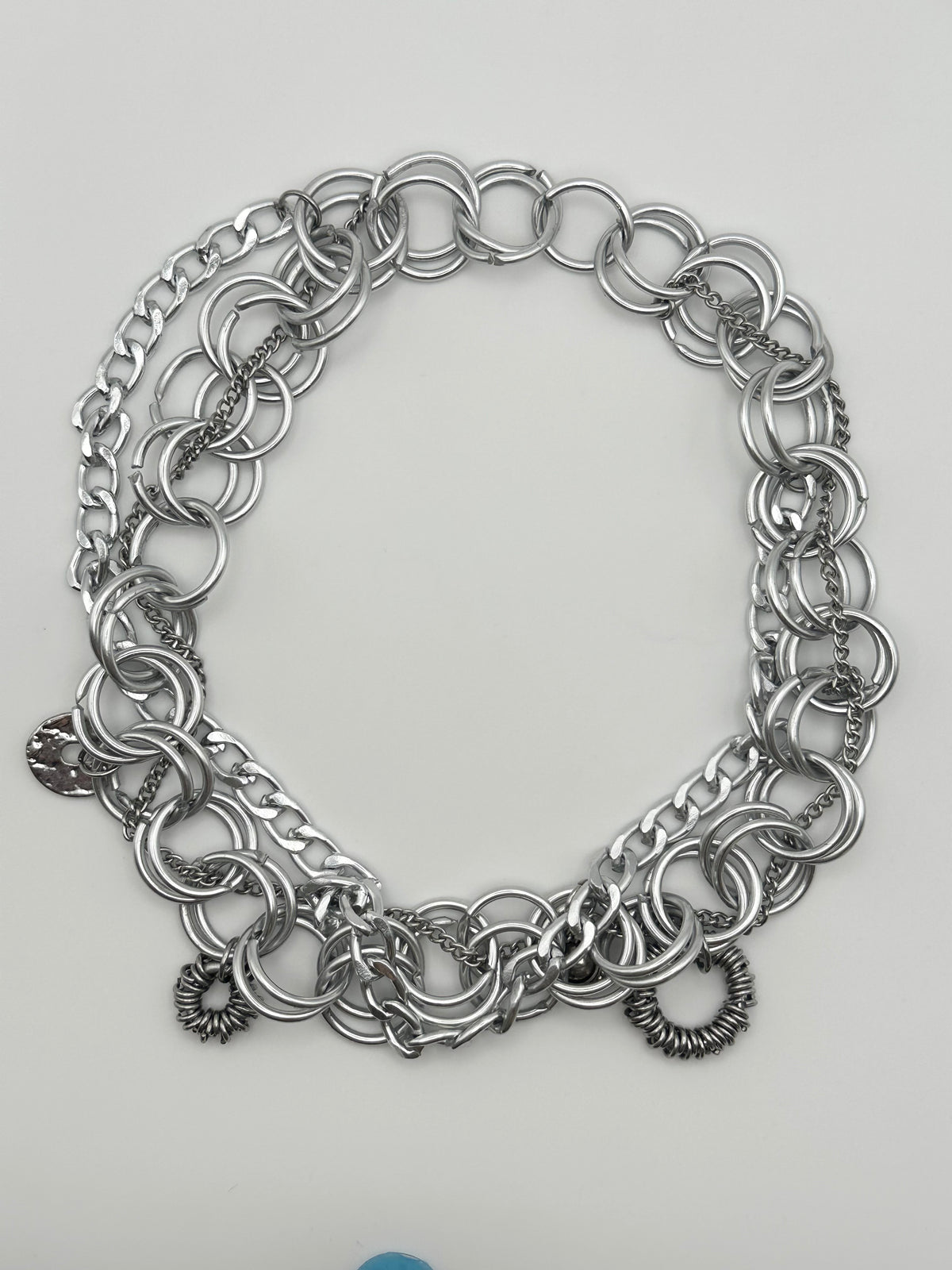 Collier anora