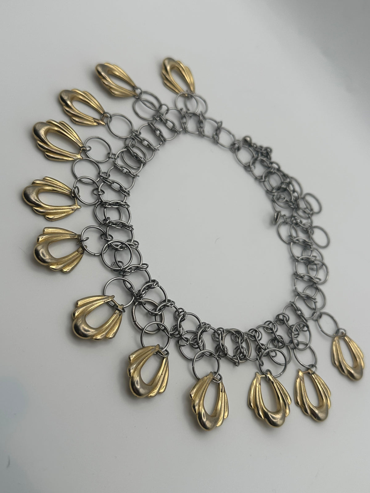 Collier Aergia