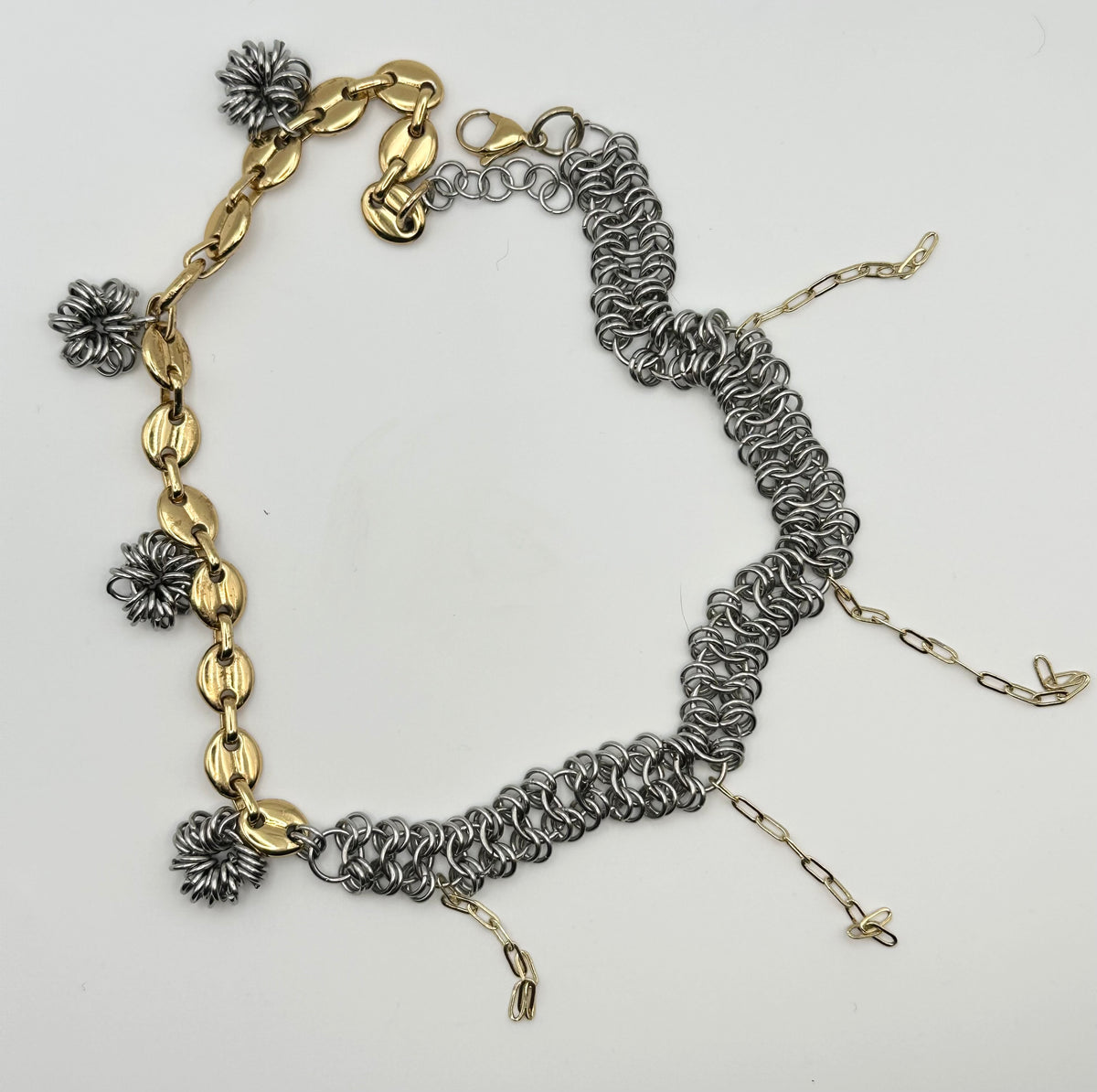 Collier Lila